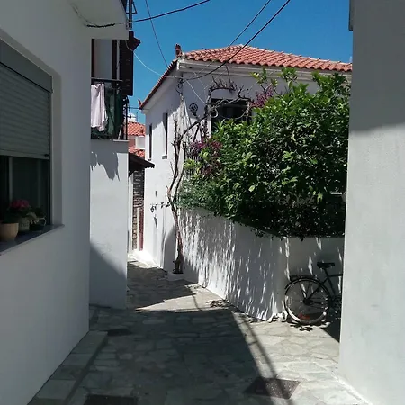 Louloudi, Charming Townhouse Holiday home *